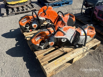 Quantity of (4) Stihl TS440 منشار القطع