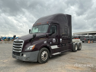 2019 Freightliner Cascadia 126 6x4 T/A Sleeper Truck Tractor