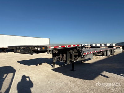2014 Fontaine 53 ft T/A Spread Axle Flatbed Trailer