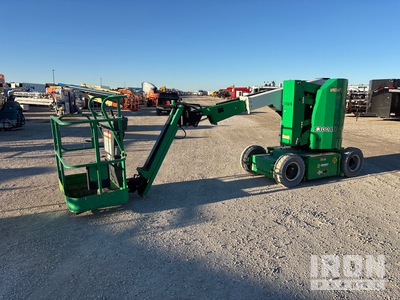 2015 JLG E300AJP 2WD Electric رافعة بذراع