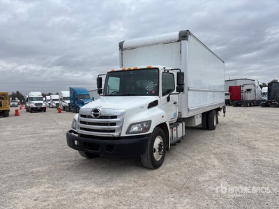 2018 Hino 268 4x2 Van Truck