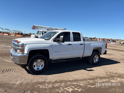 2015 Chevrolet Silverado 2500HD 4x4 Extended Cab Pickup