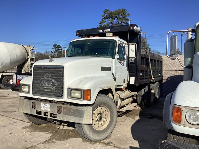2001 Mack CH613 6x4 T/A Dump Truck