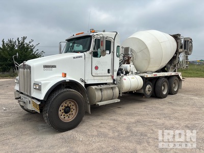 2015 Kenworth W900 10x4 Mixer Truck