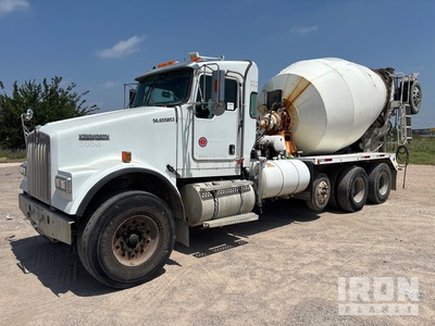 2015 Kenworth W900 10x4 Mixer Truck