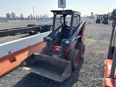 Thomas 105 Skid Steer Loader