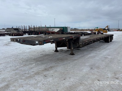 2005 Manac 48 ft T/A Step Deck Trailer