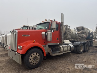 2015 Kenworth W900L 6x4 T/A Day Cab Truck Tractor