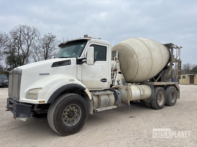 2015 Kenworth T880 6x4 Mixer Truck