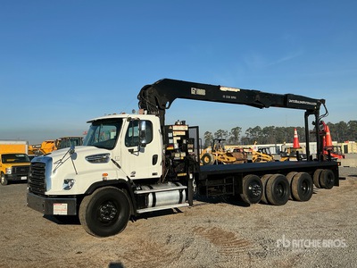 Hiab 335 K-4 Hipro 15000 lb Knuckle Boom on 2014 Freightliner 114SD 6x4 Boom Truck