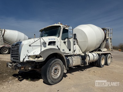 2014 Mack GU813 6x4 Betonomieszarka (Inoperable)