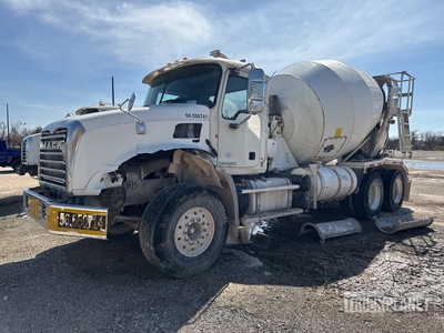 2014 Mack GU813 6x4 Betonomieszarka (Inoperable)