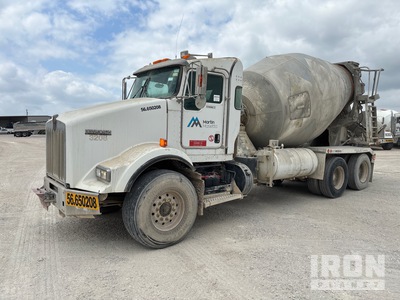 2013 Kenworth T800 6x4 ミキサートラック