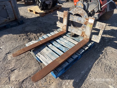 52 in Rotating Lift Truck Forks