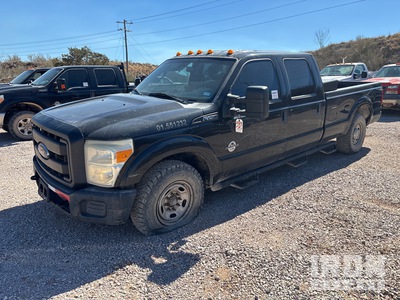 2015 Ford F-250 XL 4x2 Crew Cab Pickup