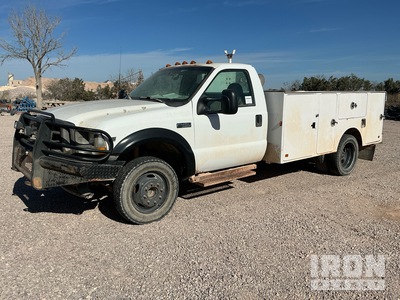 2003 Ford F-450 XL 4x2 Utility Truck