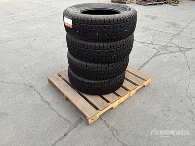 Quantity of (4) Cooper Discover Snow Claw 265/70R18 Neumáticos