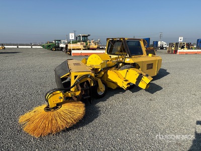 Exact E1000 Nut Sweeper