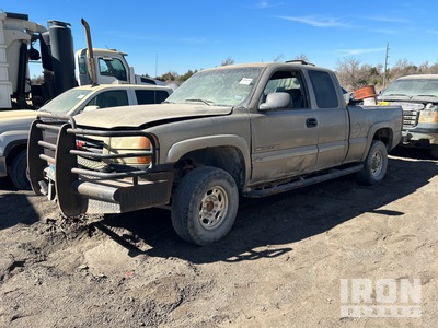 2003 GMC 2500 HD 4x2 Extended Cab Pickup (Inoperable)