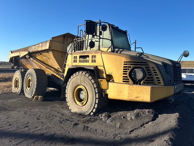 2015 Komatsu HM400-5 Articulated Dump Truck (Inoperable)