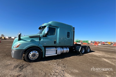 2020 Freightliner Cascadia 126 6x4 T/A Sleeper Truck Tractor