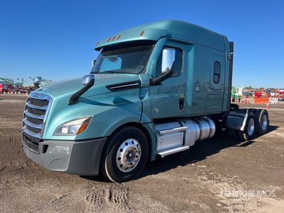 2020 Freightliner Cascadia 126 6x4 T/A Sleeper Truck Tractor