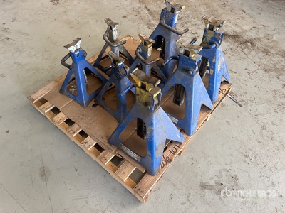 Quantity of Various Stands