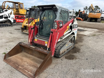 2022 Takeuchi TL6R Compact Track Loader