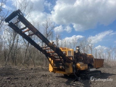 2006 CBI Magnum Force Tracked Horizontal Grinder (Inoperable)