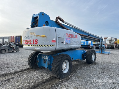 2006 Genie S-125 4WD Diesel Telescopic Boom Lift (Inoperable)