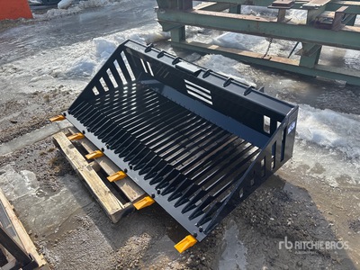 2026 GIYI GY-RB66 66 in Skeleton Skid Steer Bucket (Unused)