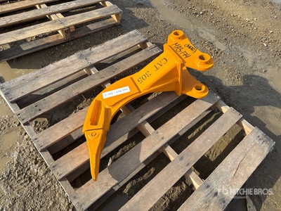 2026 GIYI 27 in Excavator Ripper - Fits Cat (Unused)
