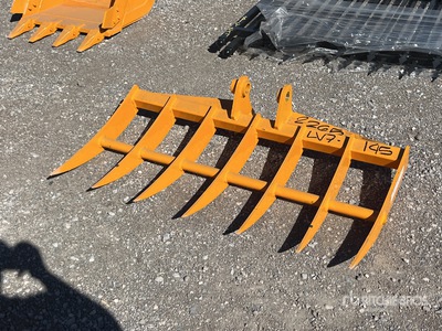 2026 GIYI 46 in Excavator Rake - Fits Cat 303 (Unused)