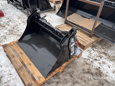 2026 GIYI GY-XKH39 39 in Multi-Purpose Mini Skid Steer Bucket (Unused)