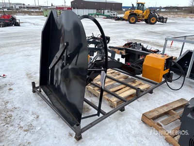 2026 GIYI GY-ECA74 54 in Articulating Decescpugliatore per mini pala (Unused)