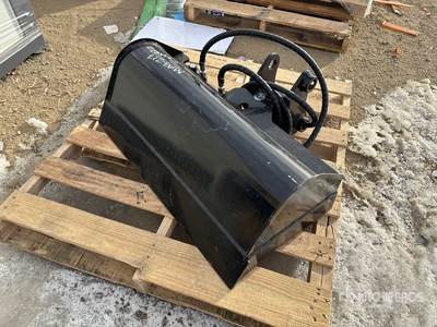 2026 GIYI GY-D3T 32 in Tilting Godet d'excavatrice - Fits Cat 3 to 5 ton (Unused)