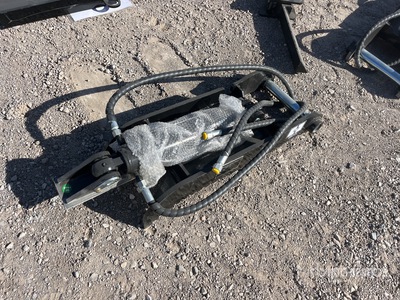 2026 GIYI GY-XJ3T 30 in Hydraulic Excavator Thumb (Unused)