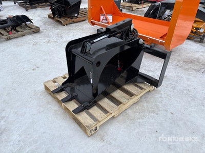 2026 GIYI GY-SGB45 20 in Stump Skid Steer Grapple Bucket (Unused)