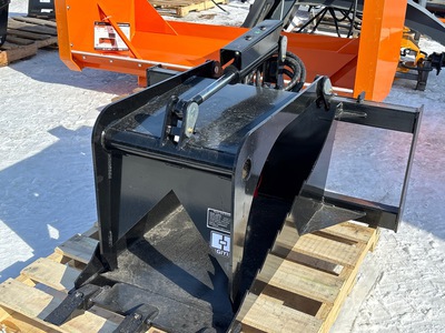2026 GIYI GY-SGB45 Stump Skid Steer Grapple Bucket (Unused)