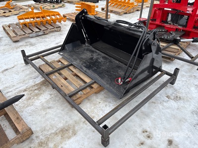 2026 GIYI GY-41B 39 in Multi-Purpose Godet pour Skid Steer (Unused)