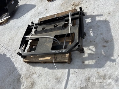 2026 GIYI GY-FR47 Mini Fourches pour chargeuse à différentiel (Unused)