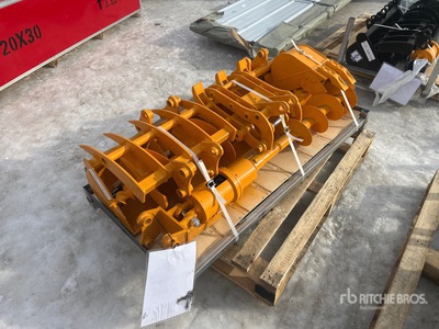 Quantity of (8) 2026 GIYI VCA-8 Mini Excavator Attachments - Fits Cat 301 (Unused)