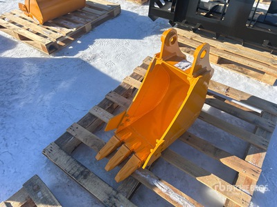 2026 GIYI GY-BK 12 in Digging Excavator Bucket - Fits Cat 305 (Unused)