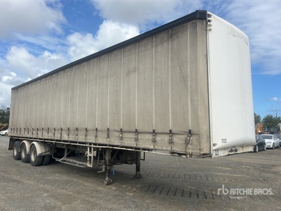 2009 MaxiTrans 13.1 m Tri/A Curtain Side Trailer