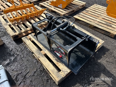 2026 GIYI GY-X PG44 44 in Mini Garfio para minicargadora (Unused)