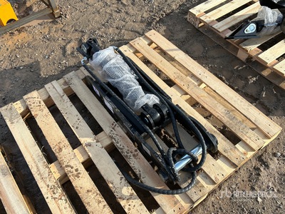 2026 GIYI GY-XJ5T 36 in Hydraulic Pouce d'excavatrice (Unused)