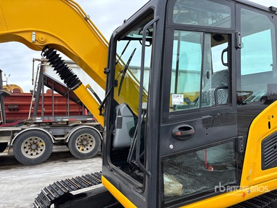 2010 Komatsu PC70-8 Tracked Excavator