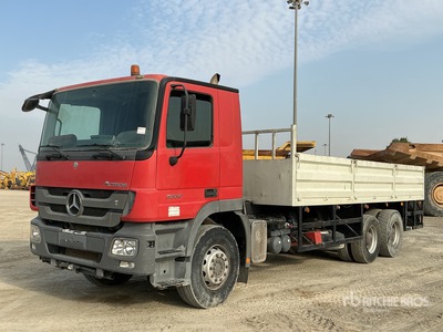 2012 Mercedes-Benz ACTROS 3332 6x4 Flatbed Truck
