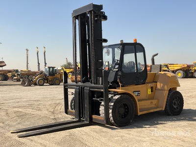 2011 Cat DP150N 15 ton Forklift