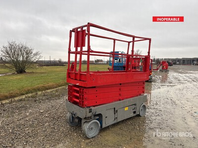 2014 Genie GS2632 Scissor Lift (Inoperable)